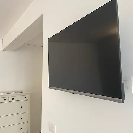 Deluxe Moderna * Лечче